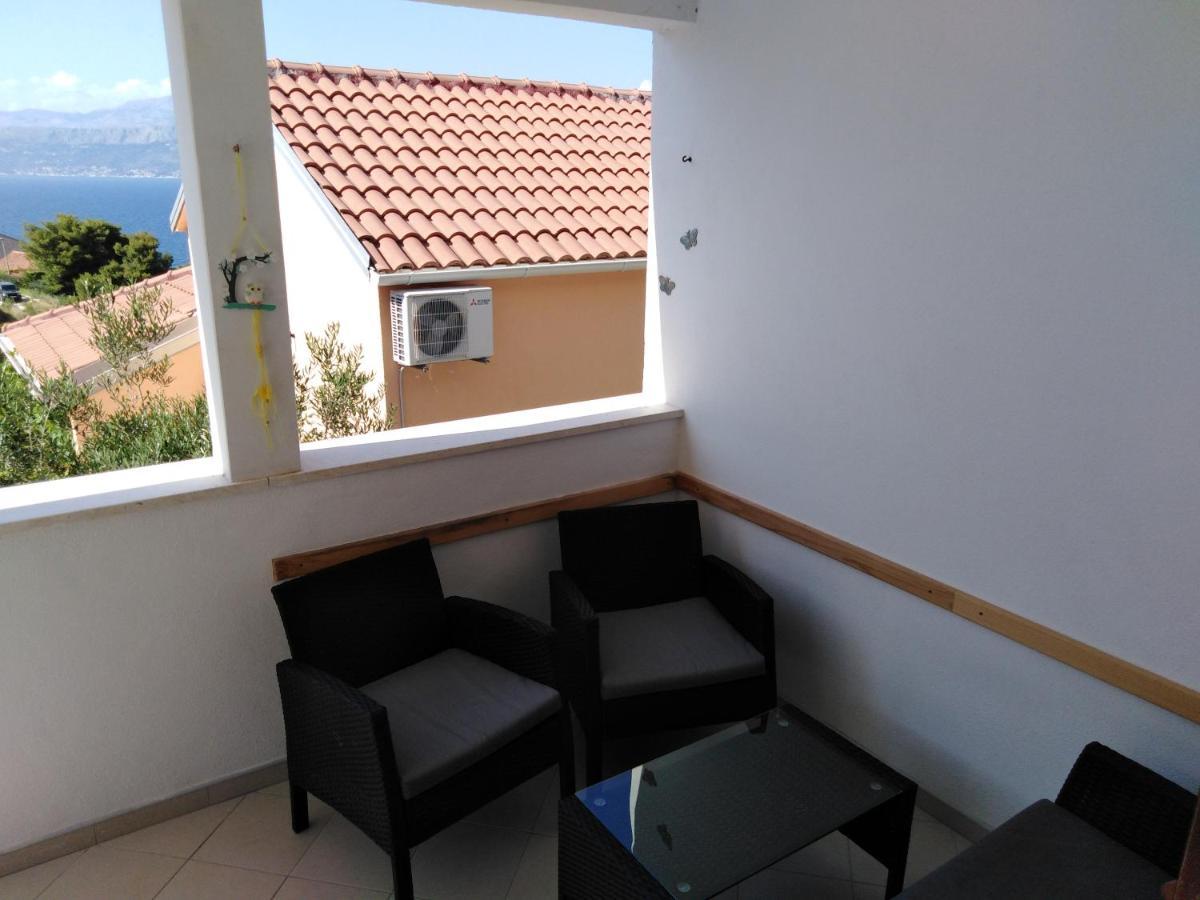 Apartments Postira Brac Exterior foto